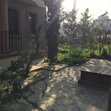 Дом отдыха Beachside House In *